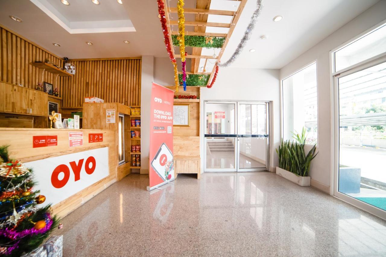 Oyo 602 L'Hotel Bangkok Exteriör bild